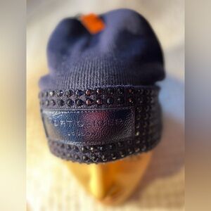 Kurt Geiger Midnight (PLUMAGE )Acrylic Beanie.
NWOT